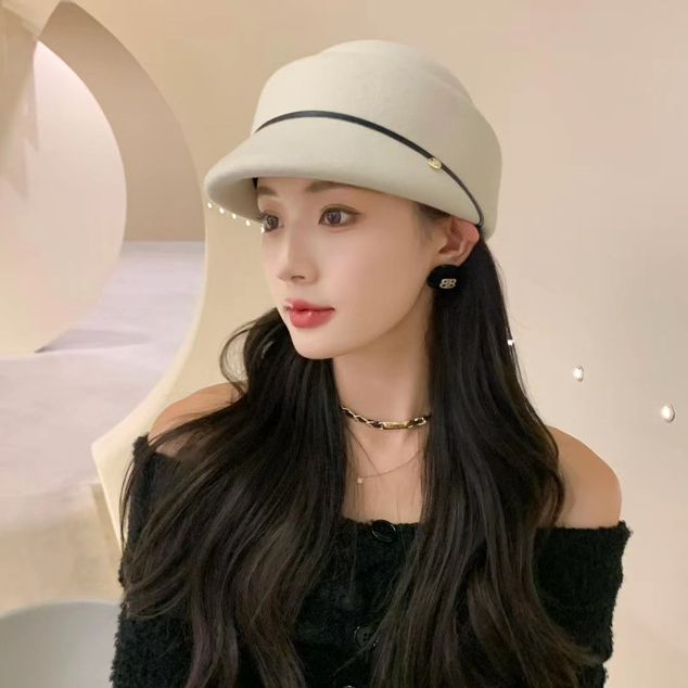 ウールのベレー帽の新しいモデルの秋冬女性は顔を見せます小さい復古の有名な女性小さいシルクハット乗馬帽英倫の鳥舌帽