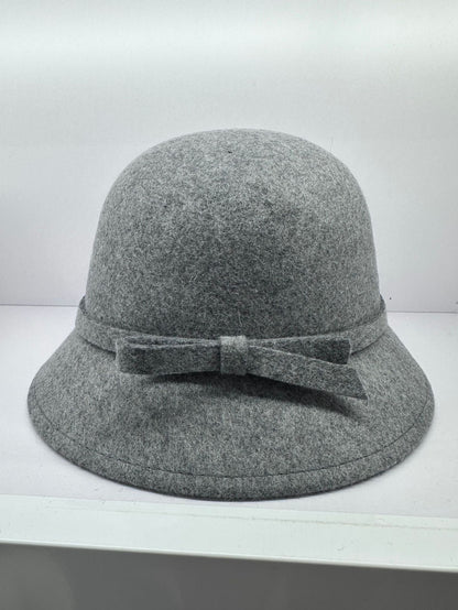 オーストラリアの100%ウールのベレー帽feverと同じ金の秋冬の黒の百合の騎士の帽子女性の新聞少年の帽子です