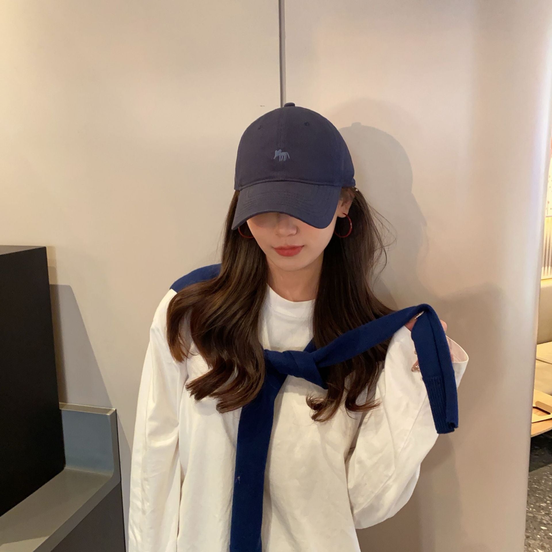 太一2025刺繡小狐野球帽スポーツ男女深まります広い軒顔を見せます小さいハンチング帽日を遮って空気を通します