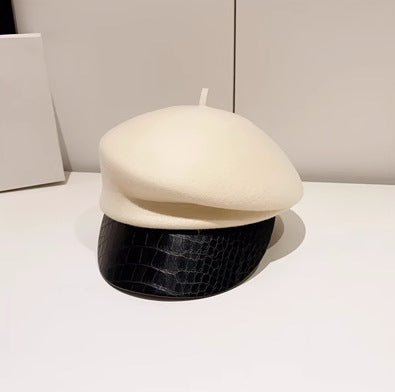 オーストラリアの100%ウールのベレー帽feverと同じ金の秋冬の黒の百合の騎士の帽子女性の新聞少年の帽子です