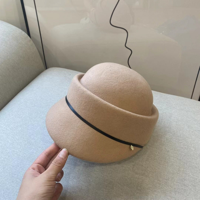 ウールのベレー帽の新しいモデルの秋冬女性は顔を見せます小さい復古の有名な女性小さいシルクハット乗馬帽英倫の鳥舌帽