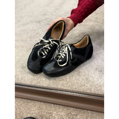 皮の皮版~復古の黒い靴は帯を結びます阿甘靴女内増高レジャーの板靴靴百は運働靴の潮に合わせる